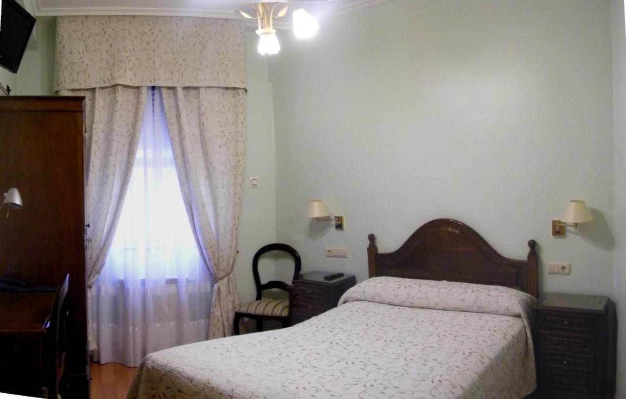 Hotel Chipen ヴィーゴ エクステリア 写真